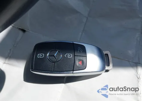 2021 Mercedes-Benz Glb 250 4Matic z USA, uszkodzony, nr VIN W1N4M4HB2MW107467